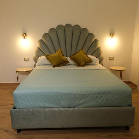 Relais Cristallini Napoli Bagian luar foto